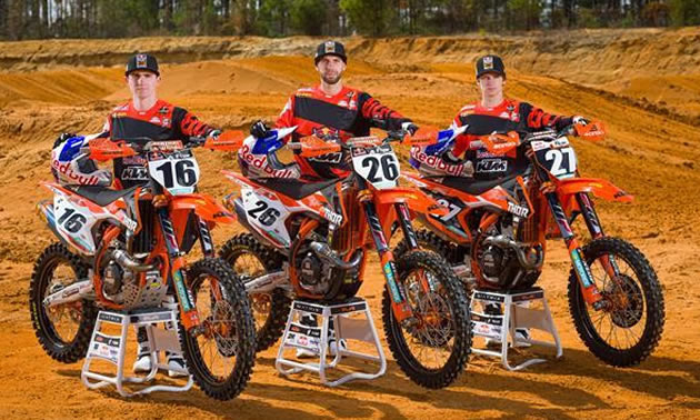Group photo of 3 riders. 
