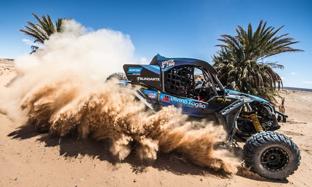 South Racing/Can-Am driver Bruno Varela and co-pilot Gustavo Gugelmin won the 2018
Afriquia Merzouga Rally (Dakar series) in Northern Africa in their innovative Can-Am Maverick X3 X rs Turbo R side-by-side vehicle. 