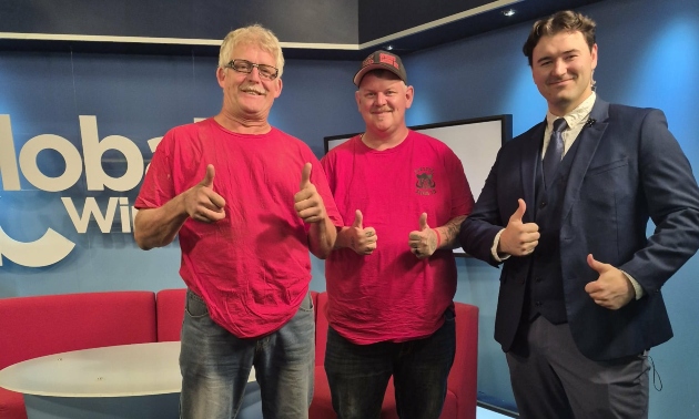 Ryan and another member of Cowboys on Global News